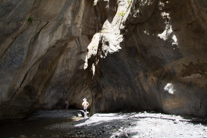 Unknown Crete -sarakina Gorge - Inclusions