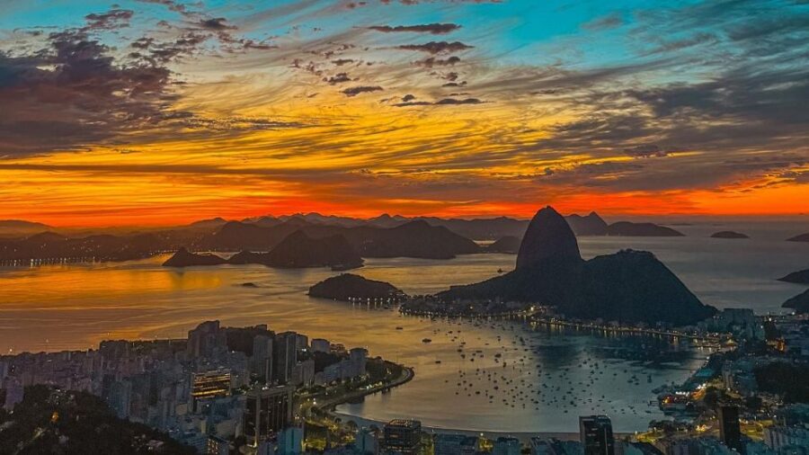 Sunrise at Dona Marta Viewpoint + Christ the Redeemer - Itinerary
