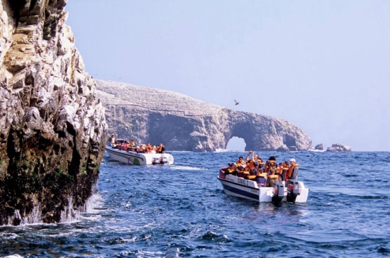 From Lima: Magic Cusco-Puno-Arequipa 15D/14N + Hotel ★★ - Pickup and Hotel Transfer