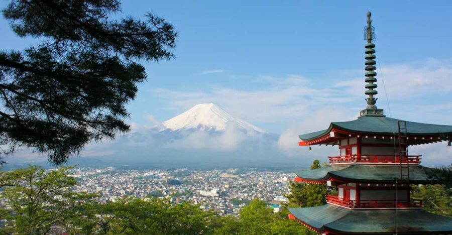 From Tokyo: Hakone and Mount Fuji Tour With Transportation