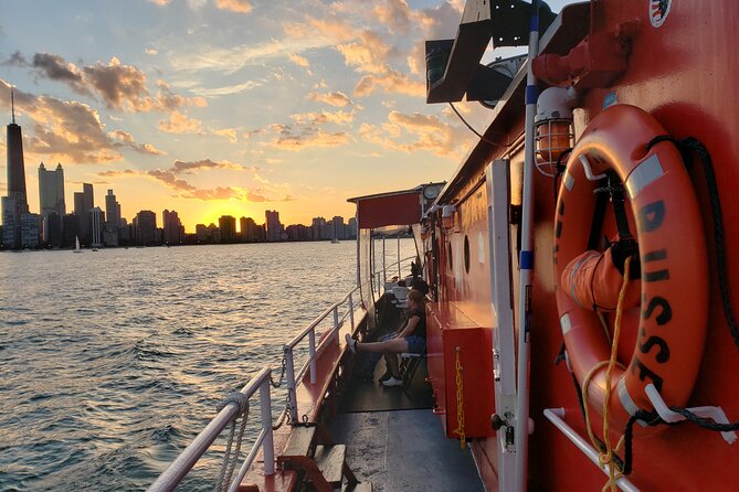 Historical and Architectural Chicago Fireboat River/Lake Cruise