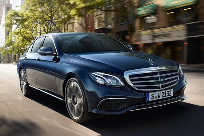 New Orleans Louis Armstrong Airport MSY Round-Trip Private Transfer