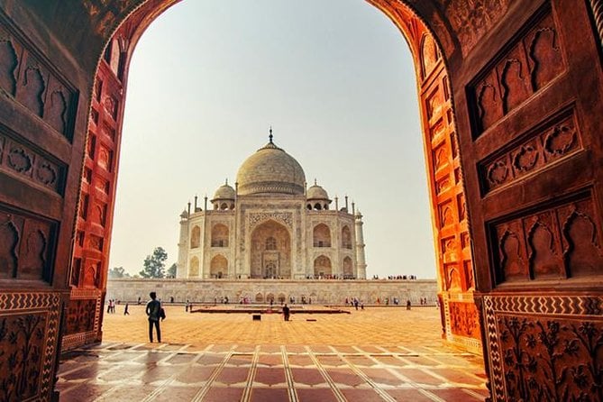 Taj Mahal Tour by Gatimaan Express Review - Highlights of the Tour