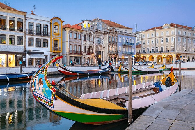 Porto to Lisbon With Stops: Aveiro, Fátima, Coimbra, Nazaré, Óbidos