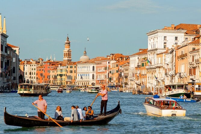 Private Gondola With Serenade for a Romantic Night in Venice - Meeting Point