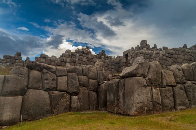 Cusco in 5 Days - Machu Picchu - Rainbow Mountain + Hotel 3☆ - Inclusions