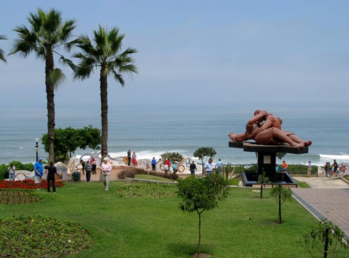 From Lima: Peru Magic With Titicaca Lake 8d/7n + Hotel ★★★ - Paracas and Ica Excursion