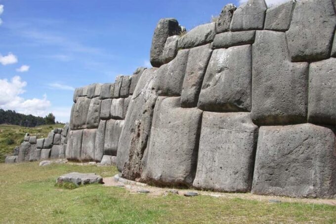 From Cusco: Machu Picchu 8 Days 7 Nights + Luxury 4 ★★★★★ - Transport and Communication