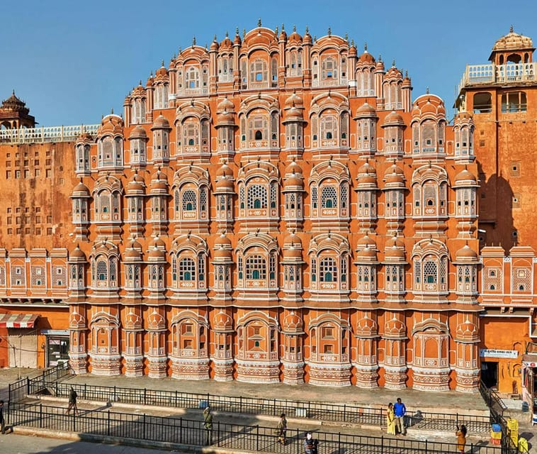 One-Day Trip to Jaipur From Delhi