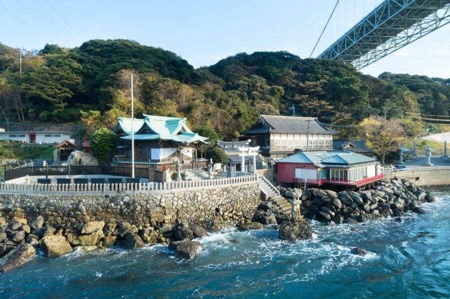 Fukuoka: Kyushu, Yamaguchi Akiyoshido Cave & Shrine Day Trip