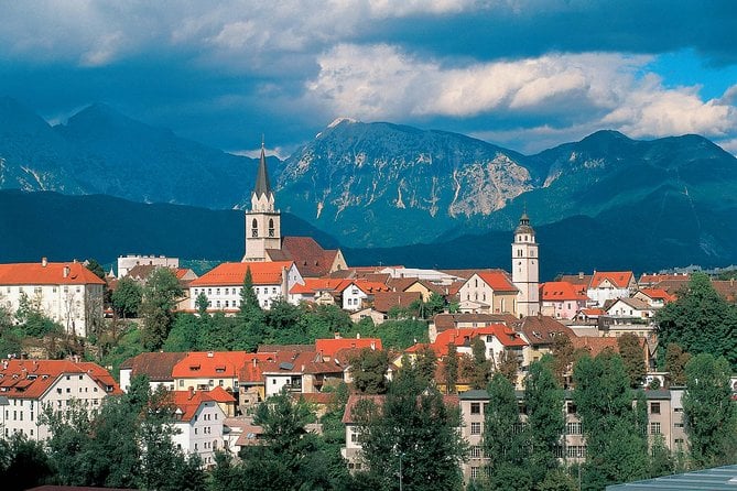 Ljubljana-Zagreb. Private Transfer.Price per Car - Key Points