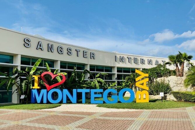 Ocho Rios Hotels/Villas Private Airport Transfer (RIU )