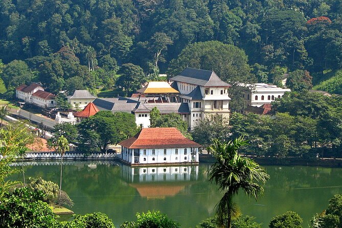 2 Day Private Tour of Kandy, Sigiriya & Dambulla - All Inclusive - Tour Overview
