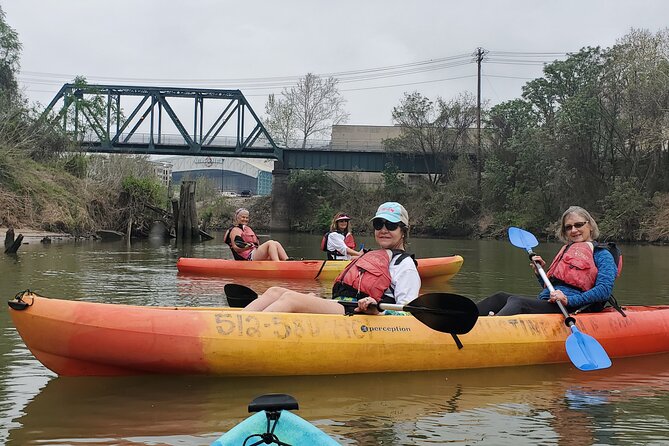2-Hour Downtown Houston Skyline Paddleboard and Kayak Rentals - Experience the Downtown Houston Skyline