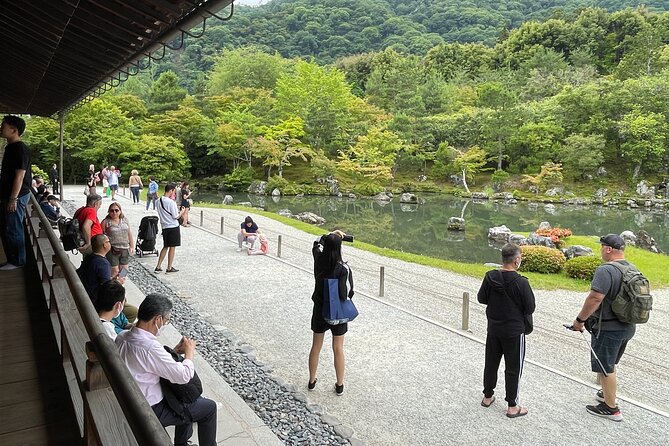 2 Hour Private Tour of Arashiyama Highlights - Tour Overview