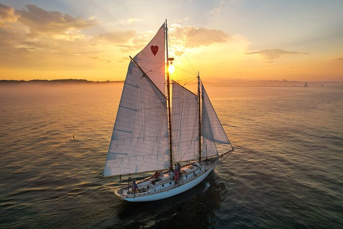 2 Hours Sunset Private Charter on Hearts Desire in Casco Bay - Charter Overview