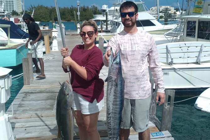 28ft Yacht Half Day Charter in Nassau Bahamas - Overview of the Yacht Charter