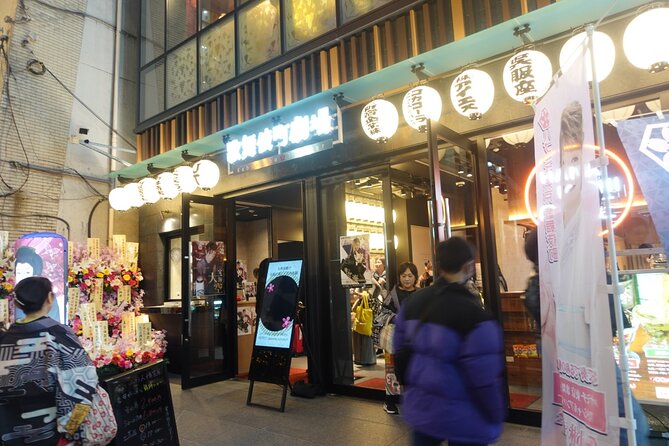 3 Hours Private Edo Tokyo Shinjuku Entertainment Tour - Tour Overview