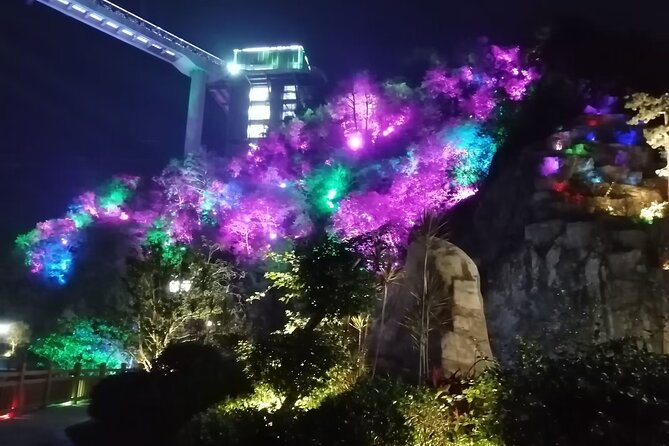 5-Hour Guangzhou Private Day Trip to Huangteng Gorge Glass Bridge
