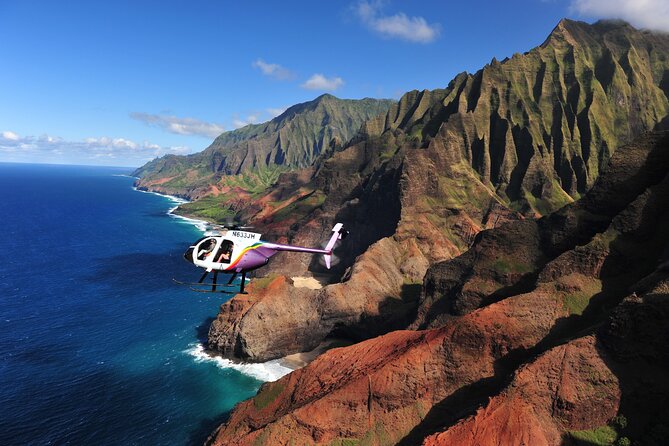 60-minute Guided Doors-Off Helicopter Tour in Kauai