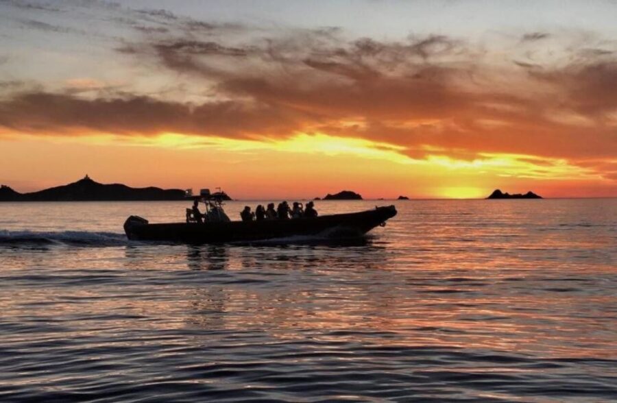 Ajaccio/Porticcio: Sanguinaires Islands Sunset Tour & Aperitif