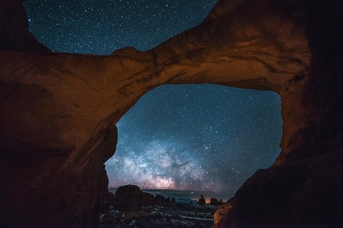 Astro-Photo, Hiking and Stargazing Tour in Arches National Park - Meeting and Pickup Information