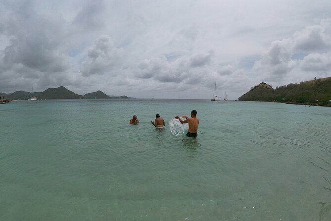 Beach Shuttle To Pigeon Island
