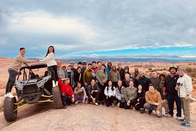 BEST! Hells Revenge U-Drive 4X4 Tour in Moab +Dinosaur Tracks! - Tour Overview