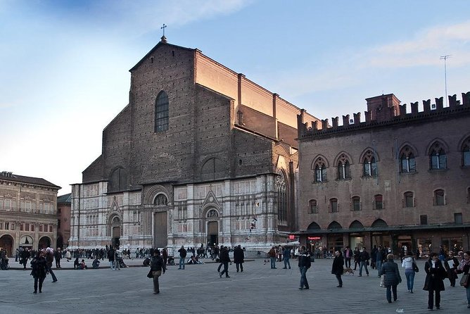 Bologna Highlights, City Walking Tour With Private Guide - Whats Included