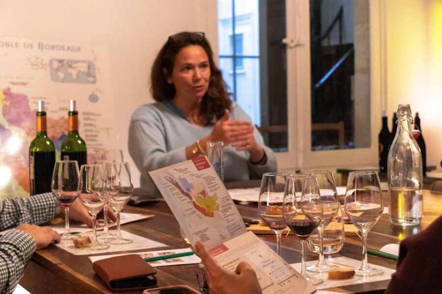 Bordeaux:Wine Masterclass & Blending Workshop With Appetizer