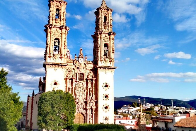 Cacahuamilpa Grottoes – Taxco, City of Silver