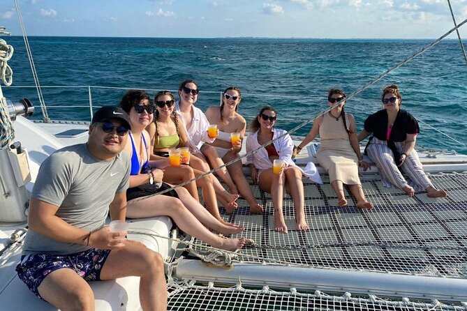 Cancuns Best: Catamaran to Isla Mujeres, Snorkeling & Drinks!