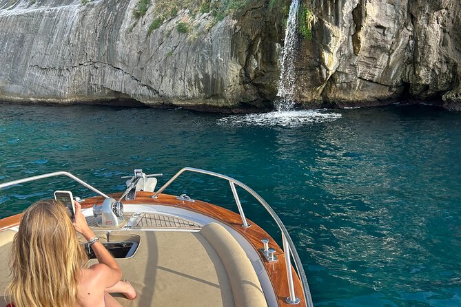 Capri Day Tour With Blue Grotto and Pizza