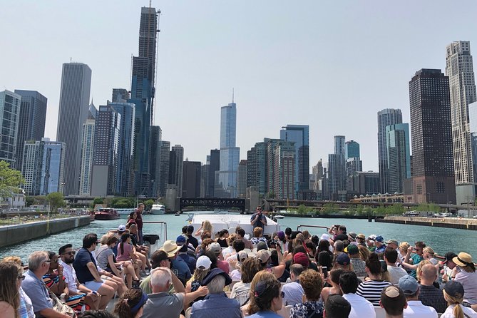 Chicago River 90-Minute Architecture Boat Tour