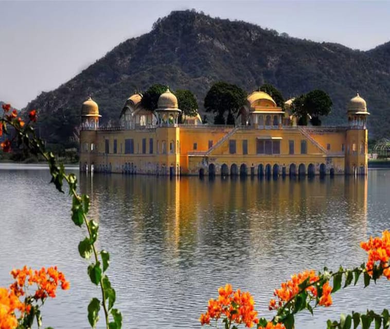 Delhi to Jaipur: A Day of Discovery