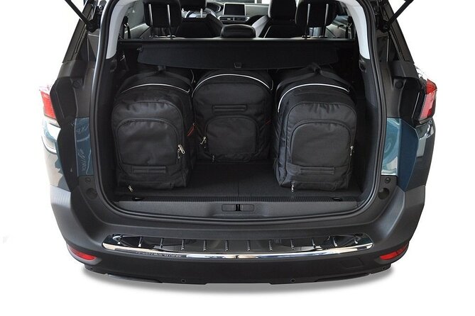 Departure Private Transfer From Pointe a Pitre to Pointe a Pitre Airport by SUV