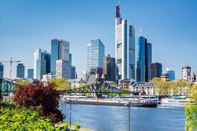 Departure Transfer: Frankfurt to Frankfurt Airport FRA by Van - Service Overview