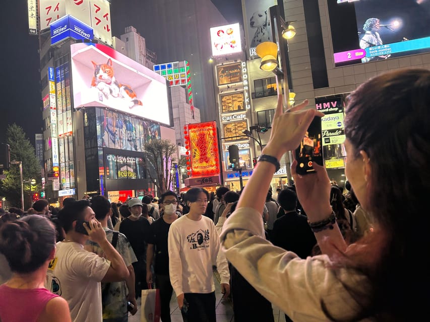 【Shinjuku】No.1 Local Bar Hopping & Deep Walking Tour!