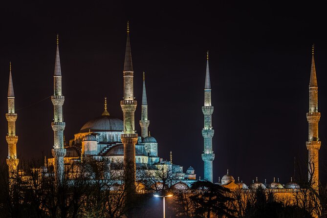 Excursion in Istanbul By Night - Comfortable Climate, Lively Atmosphere