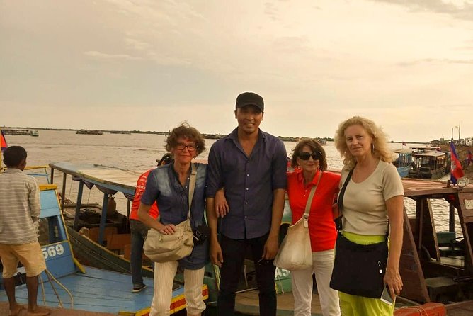 Explore Kompong Khleang Floating Village & Beng Mealea Temple