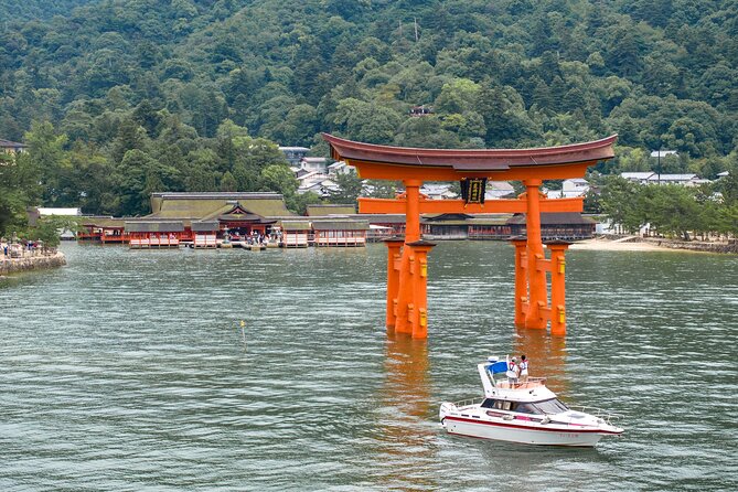 Explore Miyajima Seven Shrines by Cruiser