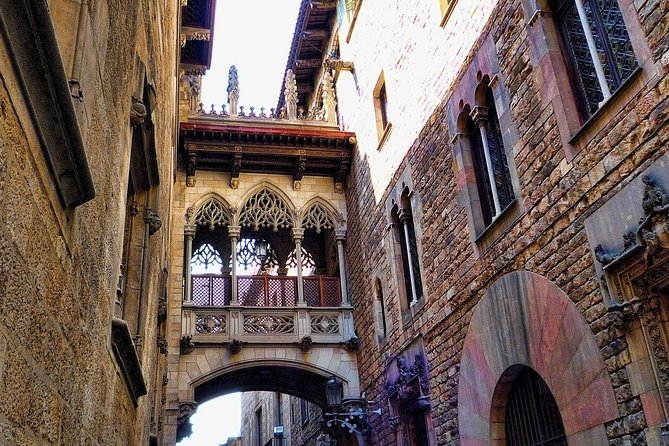 Explore the Gothic District and Sagrada Familia