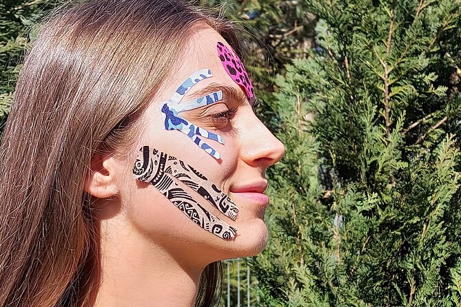 Face-lifting and Taping 3-Hour Activity in Poland