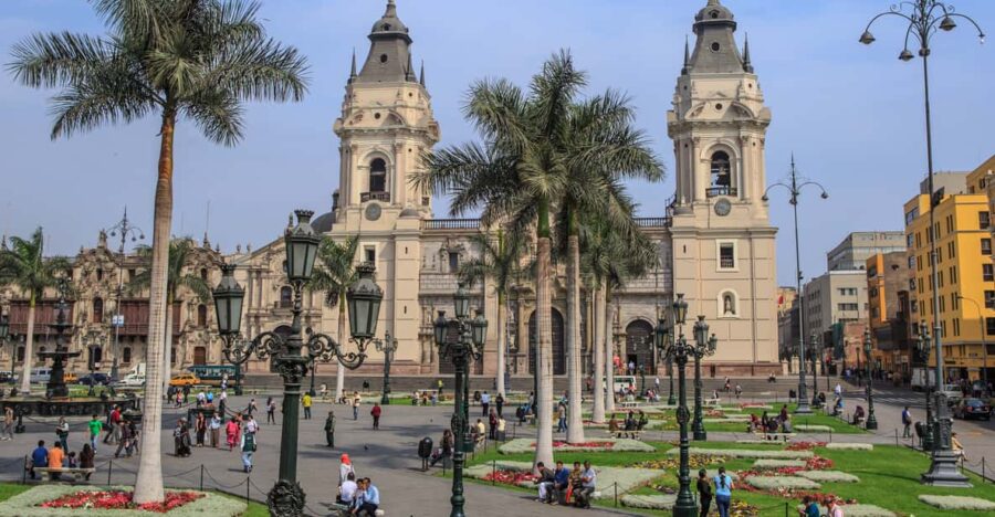 Fantastic Peru 5 Days: Lima-Ica-Cusco With 2 Star Hotel