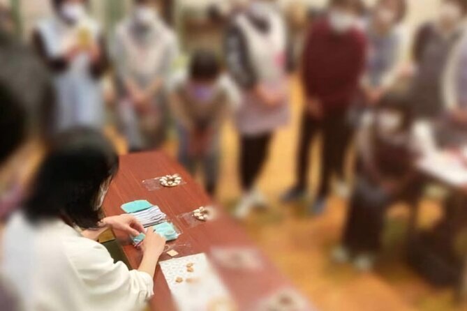 Flower Cake Baking Experience in Nerima