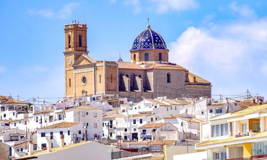 From Benidorm: Guadalest, Altea & Ticket in Algar Waterfalls
