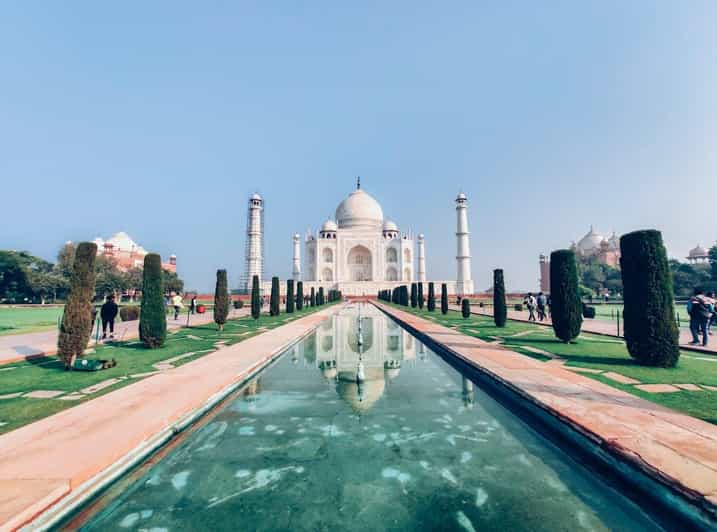 From Delhi: Taj Mahal Sunrise and Agra Fort Private Tour