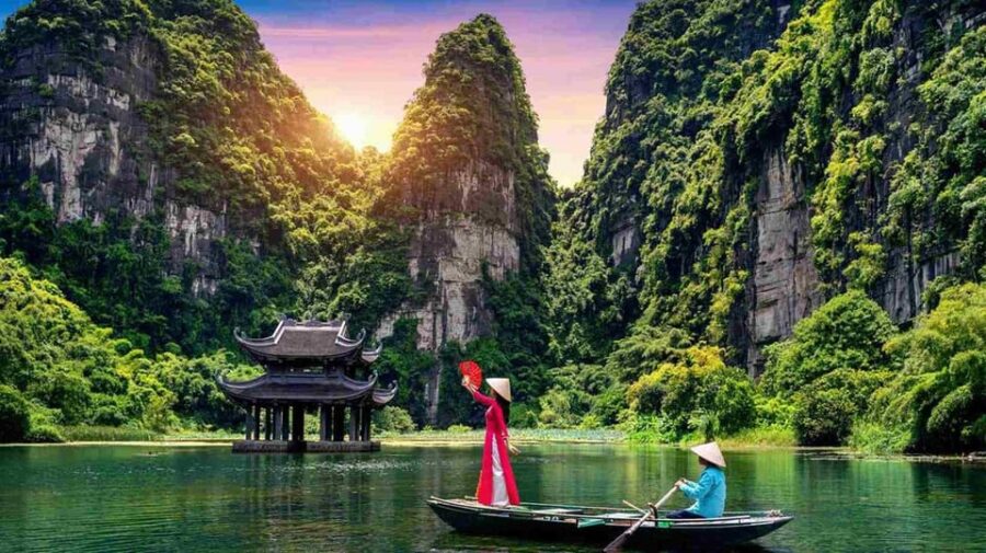 From Hanoi: Private Tour Ninh Binh- Hoa Lu, Tam Coc/Trang An - Tour Overview