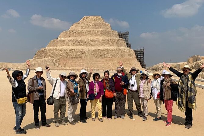 Full-Day Private Tour of Pyramids of Giza, Sakkara and Dahshur