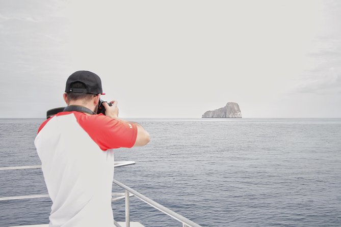 Galapagos Hopper Kicker Rock
